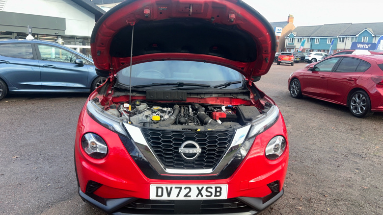 Nissan Juke 1.0 DiG-T 114 N-Connecta 5dr Petrol Hatchback